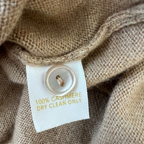 Nordstrom Studio Women’s Camel Buttoned 100% Cashmere Full Sleeve Cardigan M - Picture 9 of 9